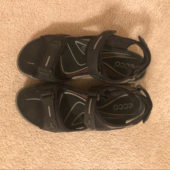 ecco water shoes